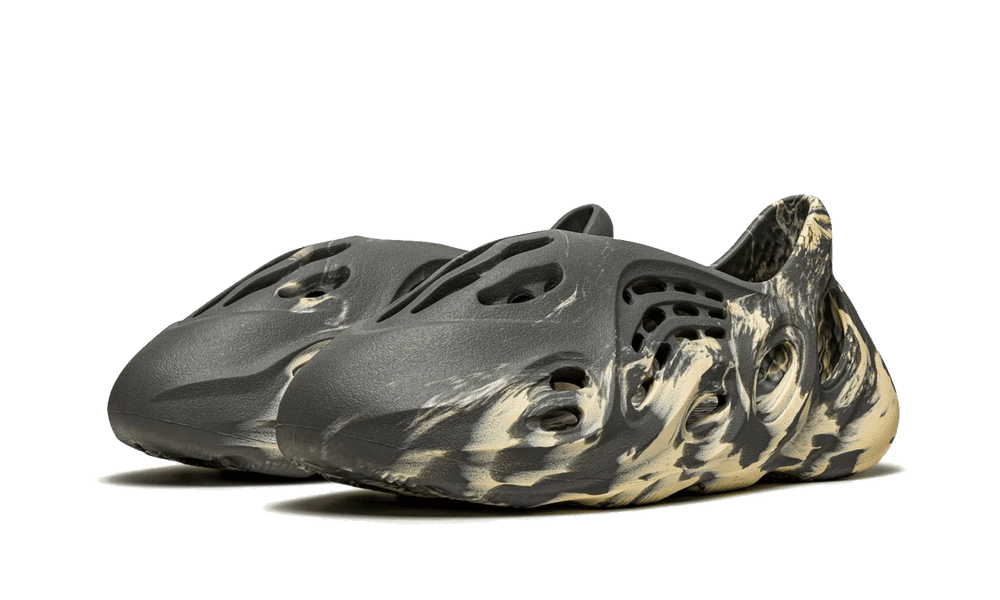 Yeezy Foam Runner Mxt Moon Grey