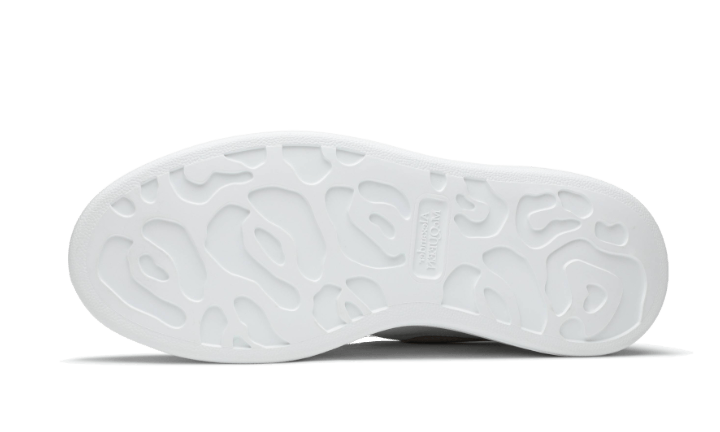 Mcquenn Oversized Ivory Black