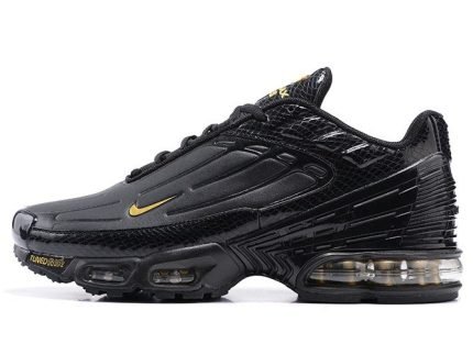 TN air max plus black and gold